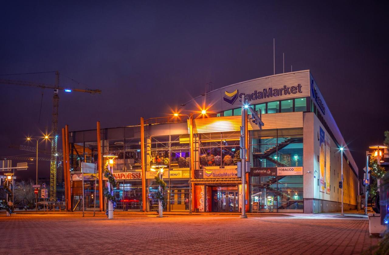 Adoryal Hotell Talin Exterior foto