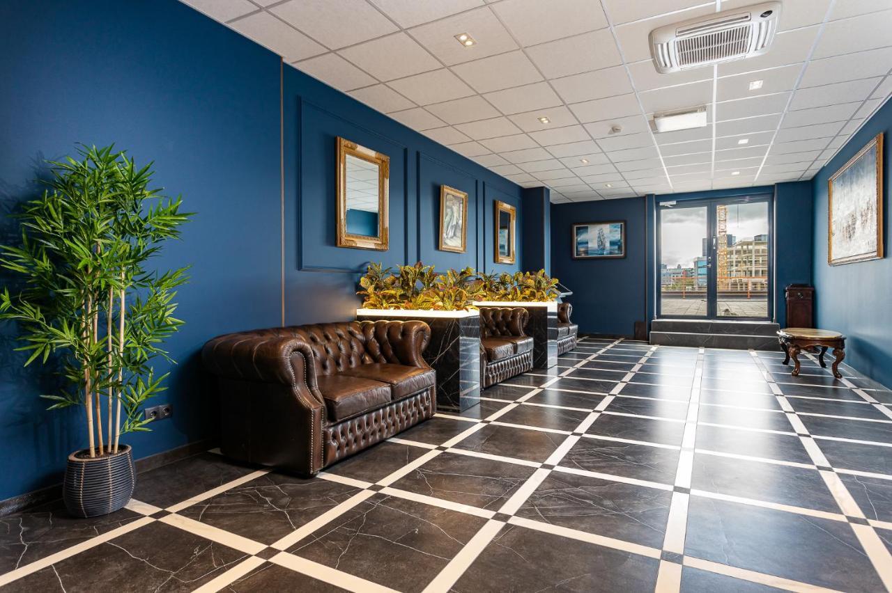 Adoryal Hotell Talin Exterior foto